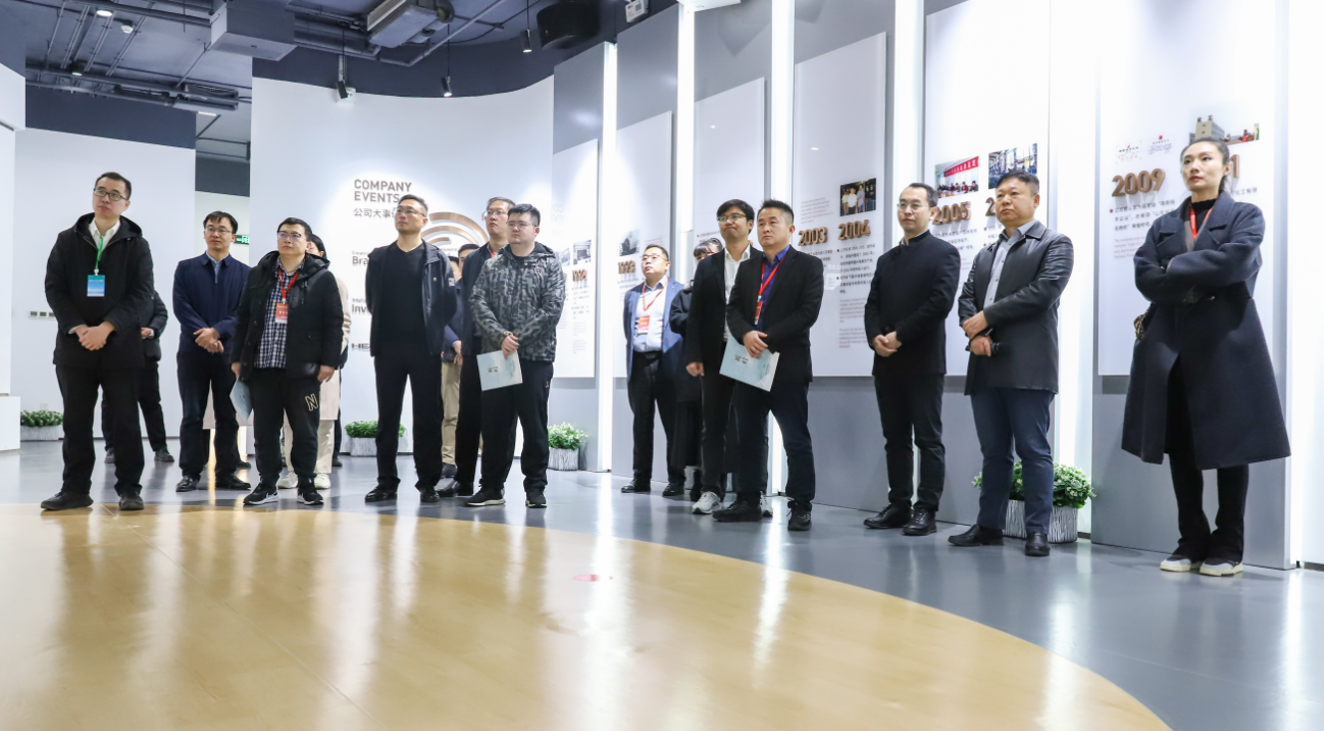 “青年科学家百城行”活动走进九游（9game.com）体育·竞技游戏第一门户网站集团